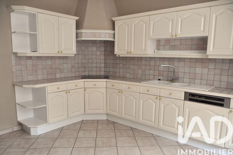 Maison - 180 m² - 7 pièces