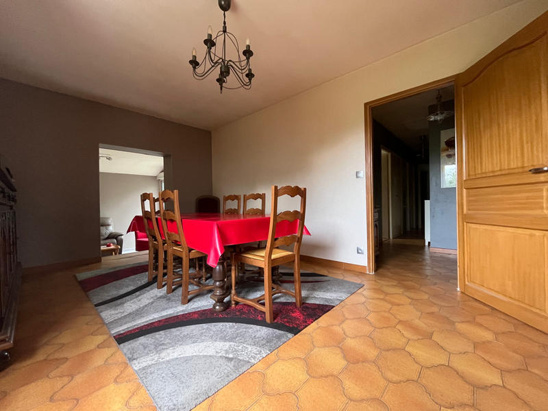 Villa - 98 m² - 5 pièces