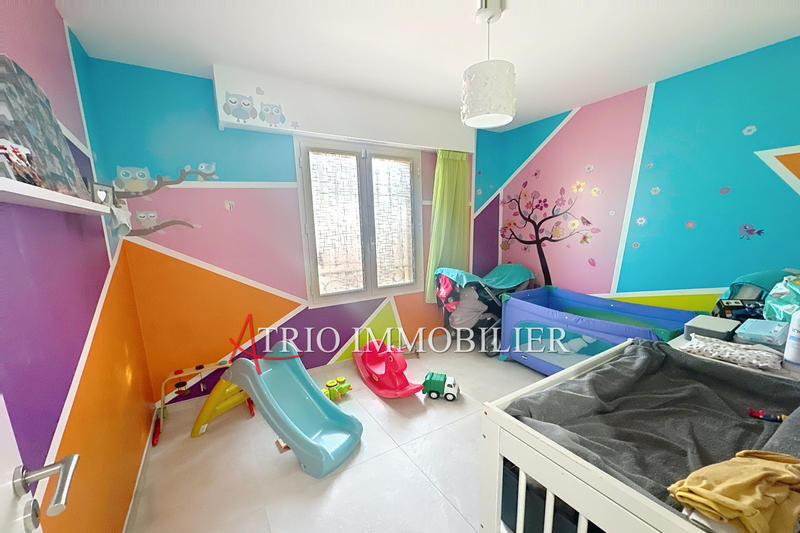 Appartement - 94 m² - 4 pièces