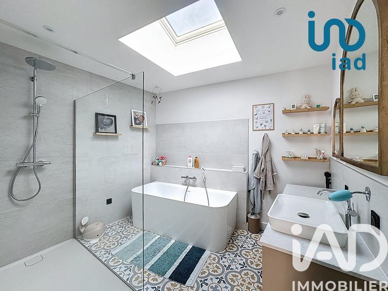 Maison - 195 m² - 5 pièces