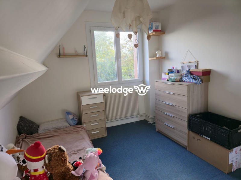 Maison traditionnelle - 82 m² - 5 pièces