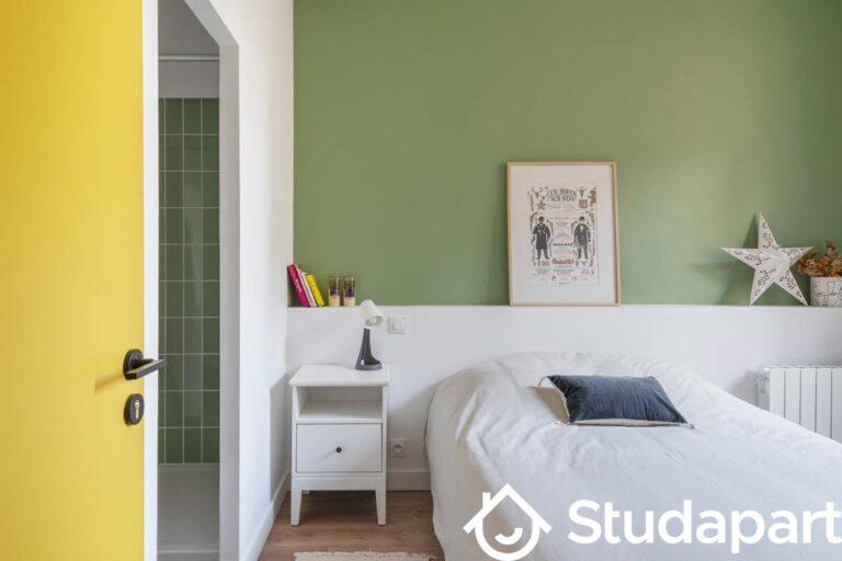 Chambre - 13 m² - 1 pièce