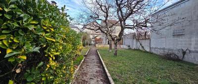 Maison - 104 m² - 4 pièces