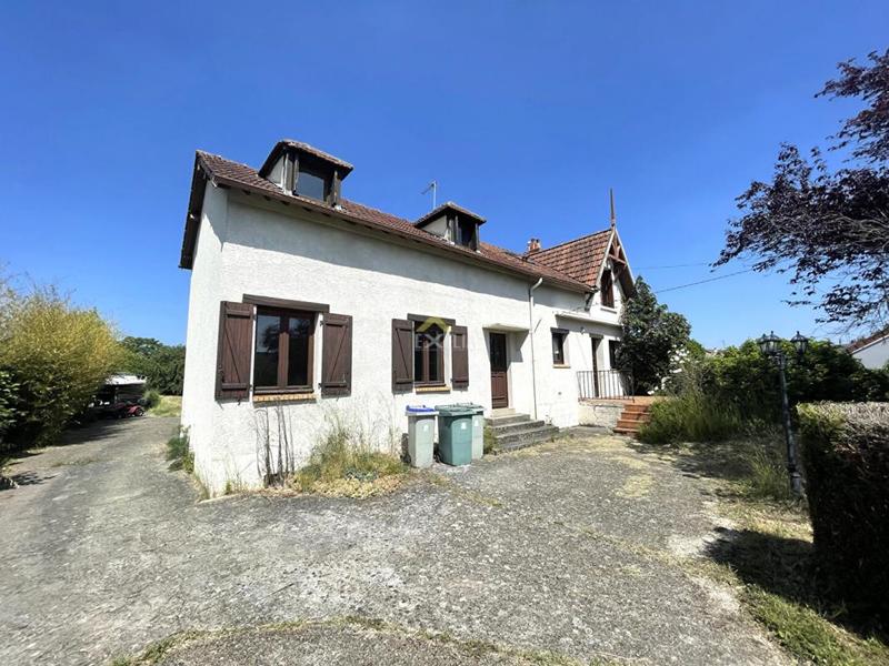 Maison ancienne - 135 m² - 9 pièces