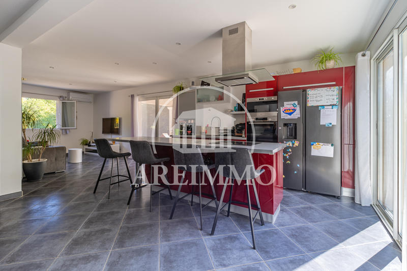 Maison - 117 m² - 6 pièces