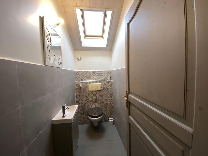 Maison - 200 m² - 7 pièces