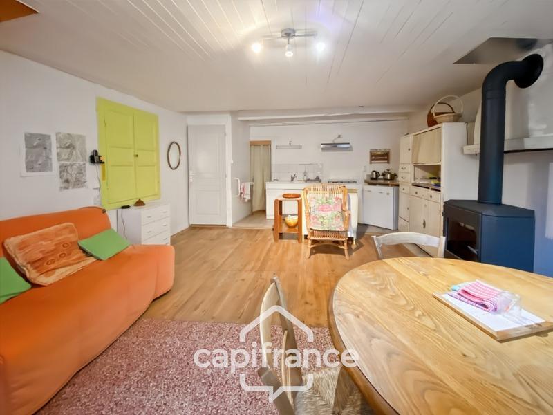 Maison de village - 74 m² - 3 pièces