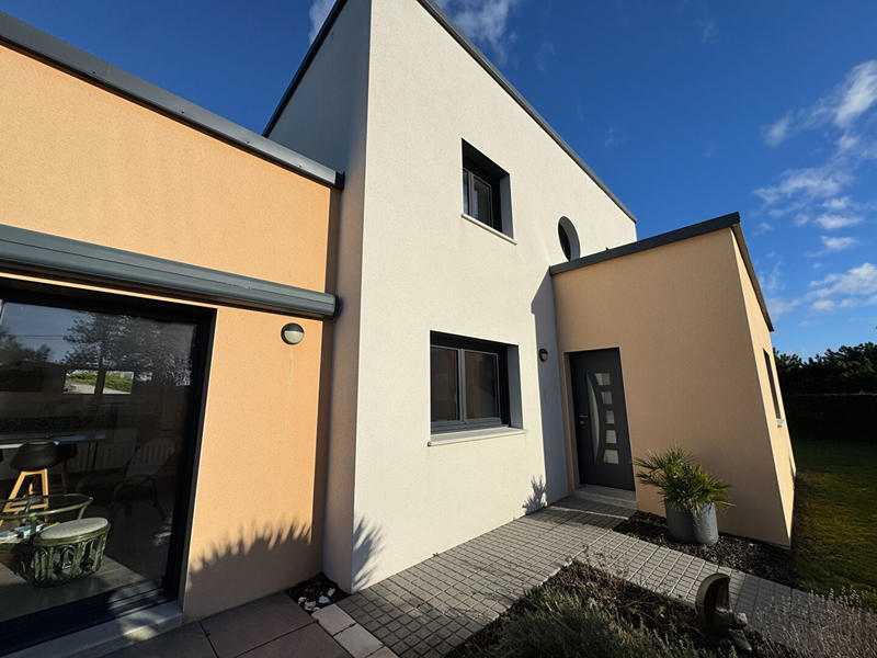 Maison - 144 m² - 5 pièces