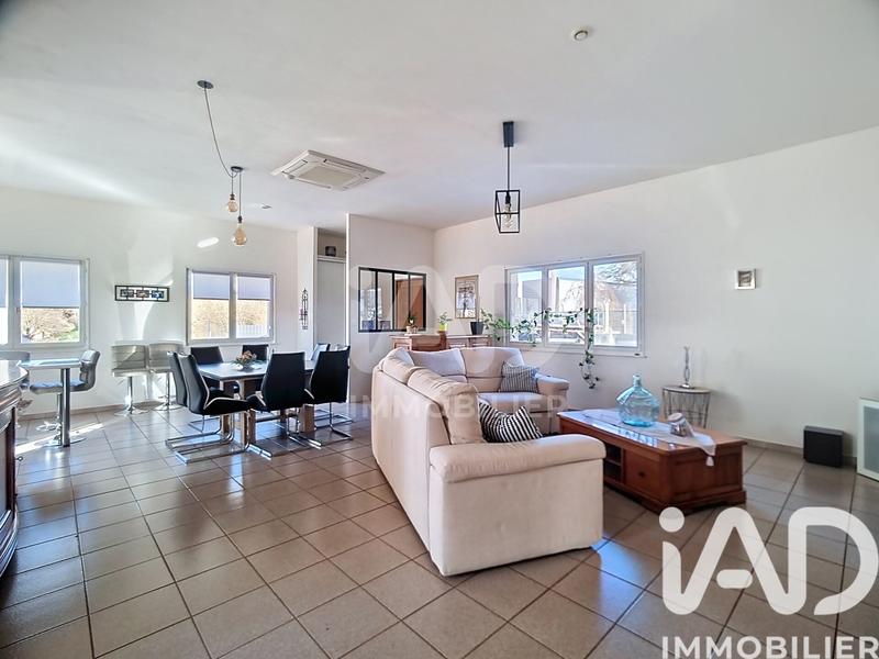 Maison - 186 m² - 5 pièces