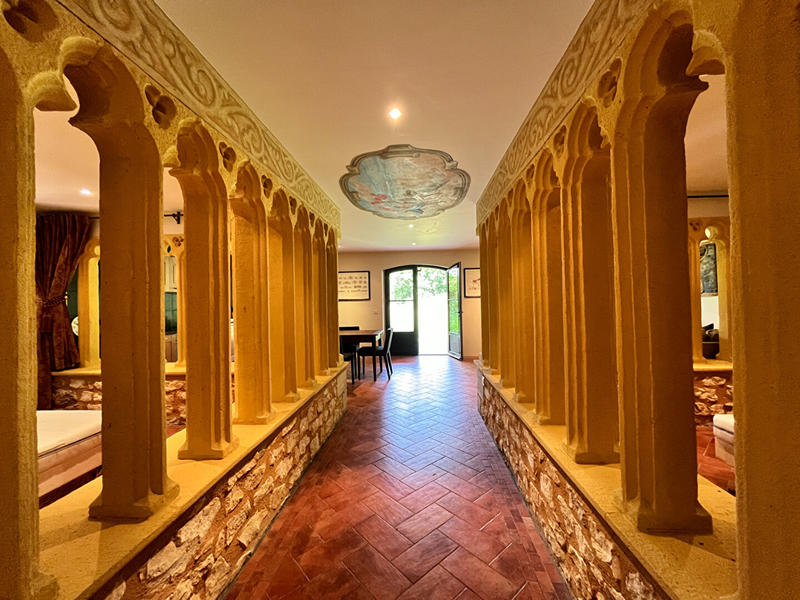 Maison - 210 m² - 7 pièces