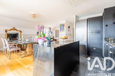 Appartement - 89 m² - 4 pièces