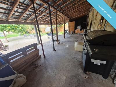 Maison - 212 m² - 9 pièces