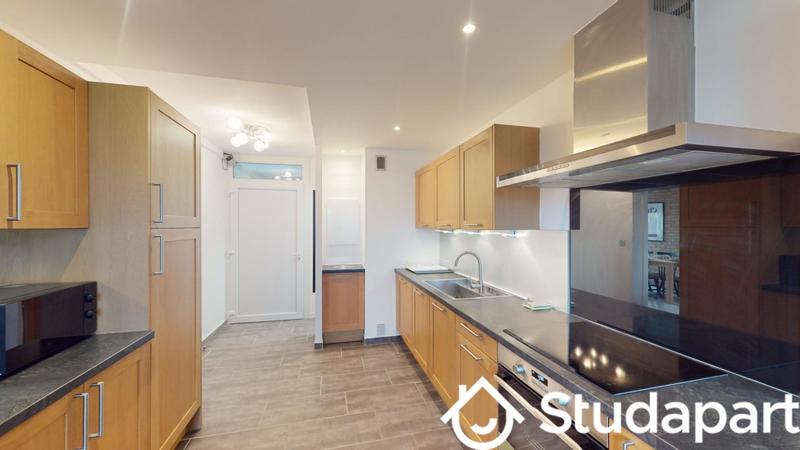 Chambre - 11 m² - 1 pièce