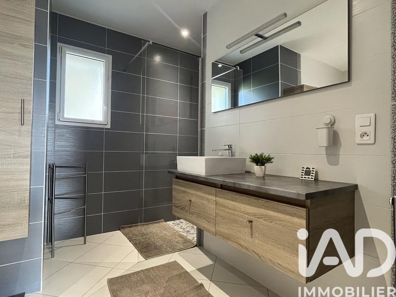 Maison - 121 m² - 5 pièces