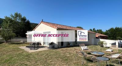 Maison - 92 m² - 4 pièces