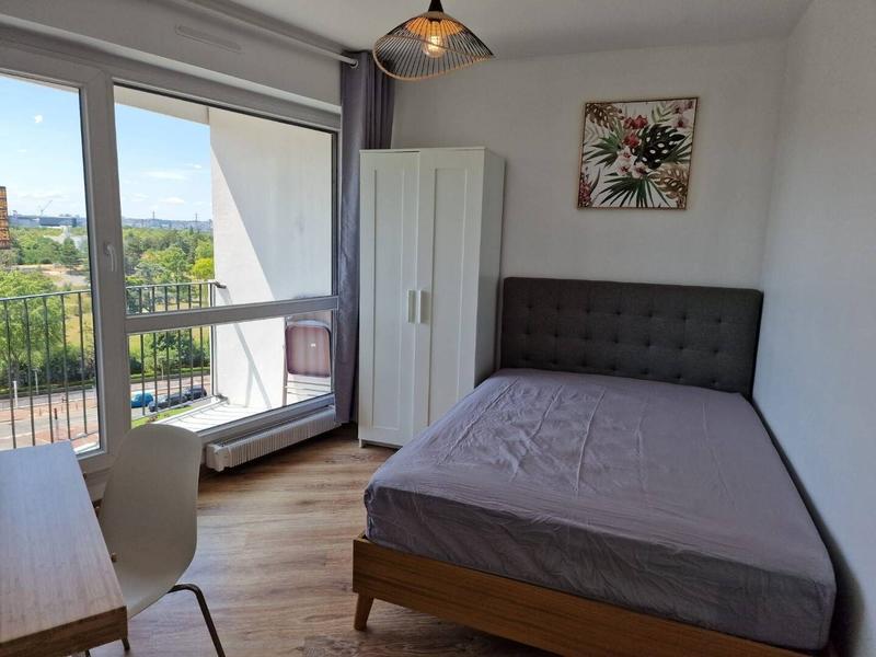 Appartement - 75 m² - 6 pièces