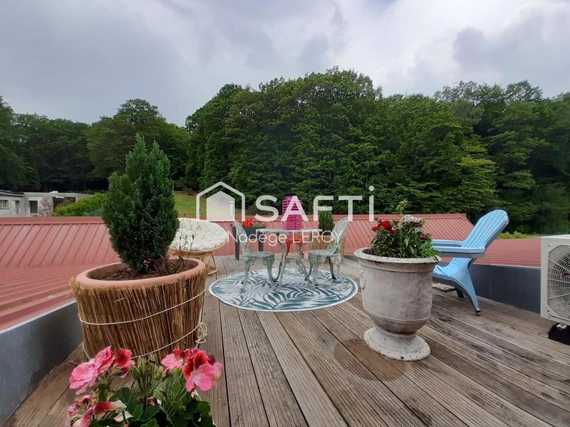 Appartement - 260 m² - 12 pièces