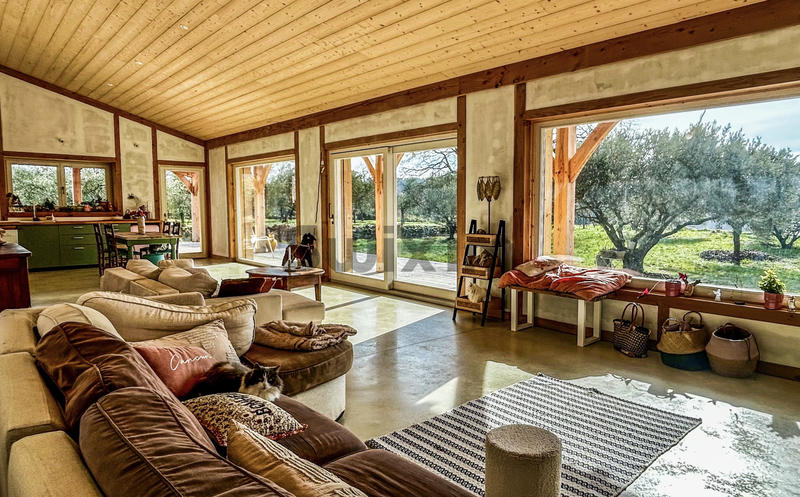 Villa - 150 m² - 6 pièces