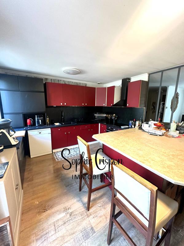 Villa - 107 m² - 6 pièces