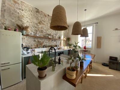 Appartement bourgeois - 95 m² - 3 pièces