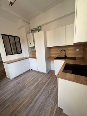 Appartement - 100 m² - 3 pièces