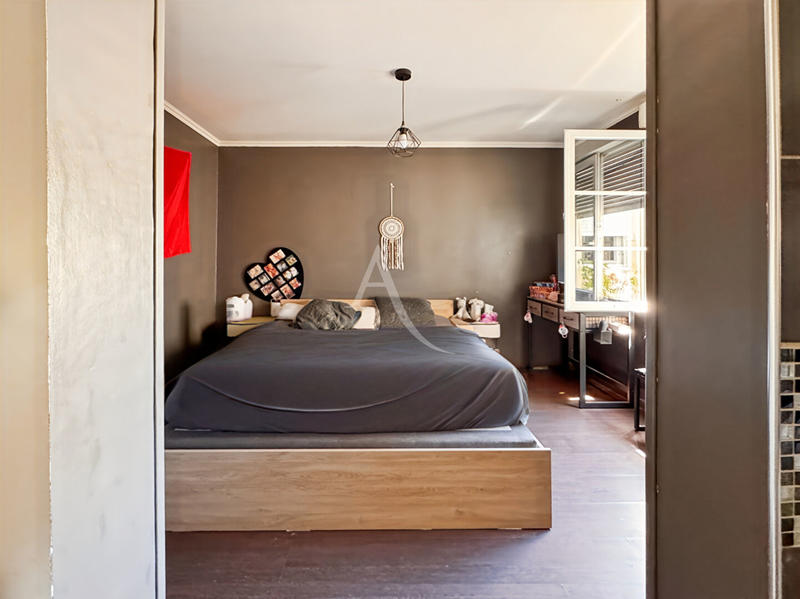 Appartement - 132 m² - 6 pièces