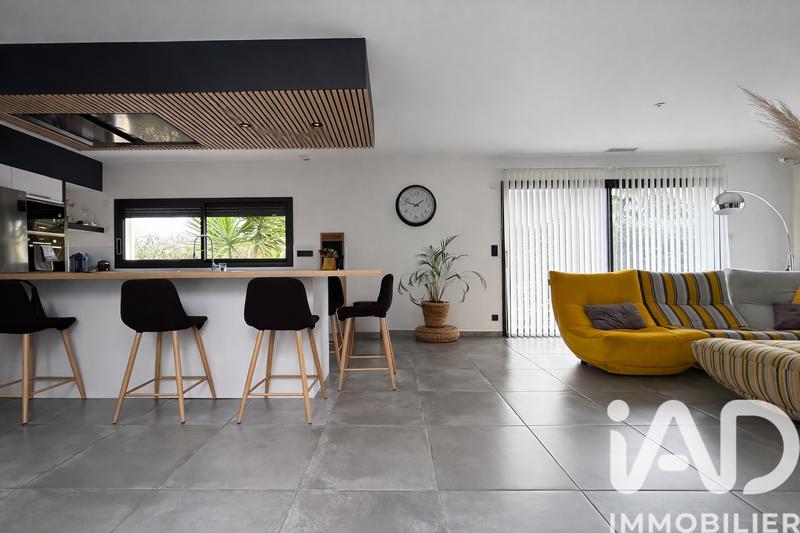 Maison - 122 m² - 5 pièces