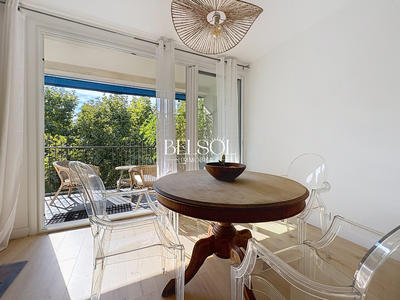 Appartement - 70 m² - 3 pièces