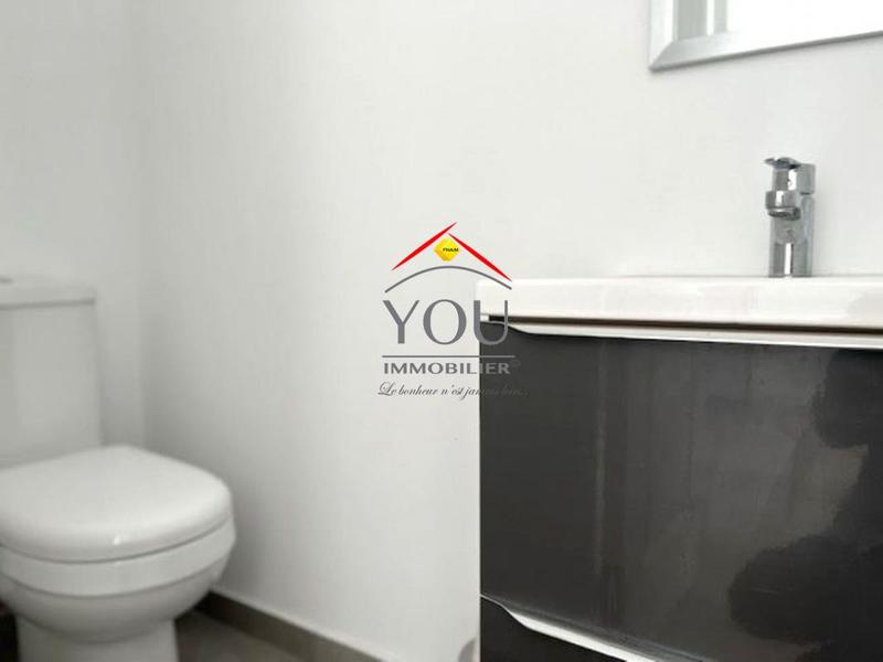 Maison - 96 m² - 5 pièces