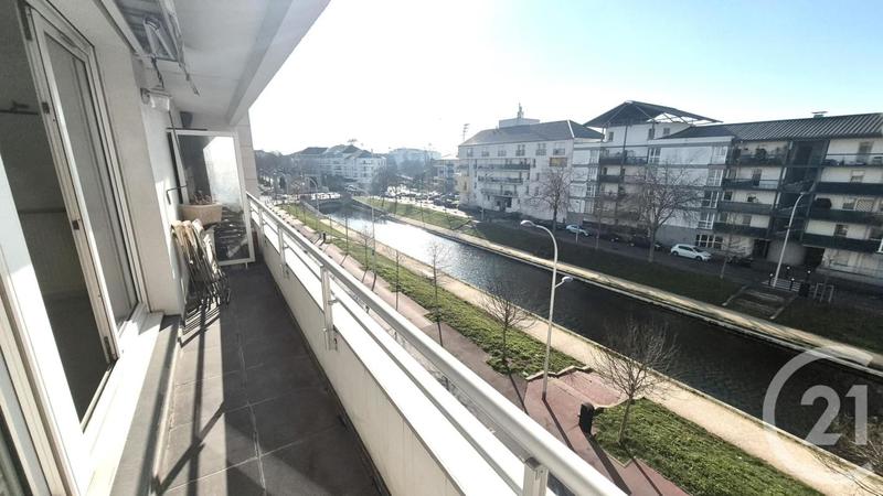 Appartement - 80 m² - 3 pièces