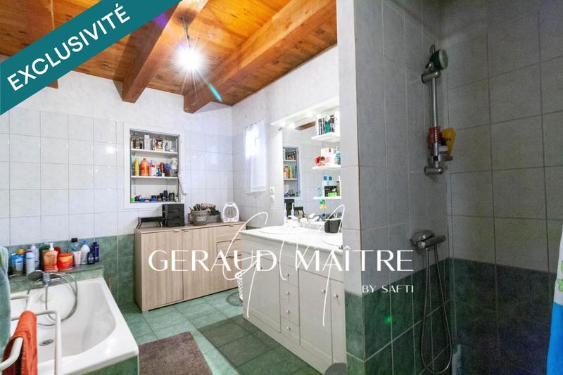 Maison - 236 m² - 11 pièces