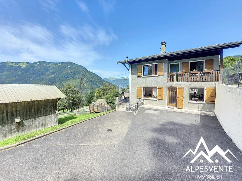 Appartement - 83 m² - 4 pièces