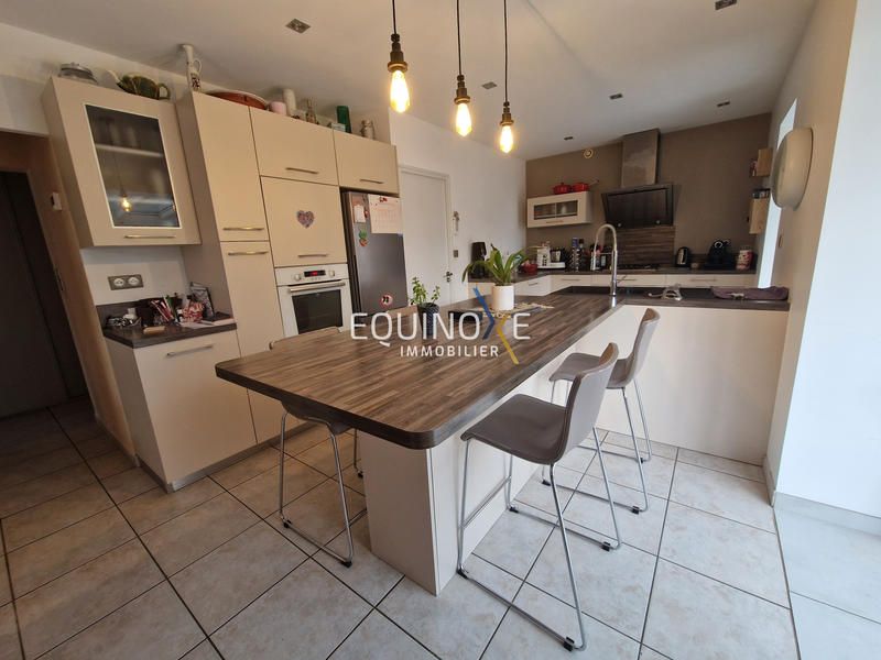 Maison - 166 m² - 6 pièces