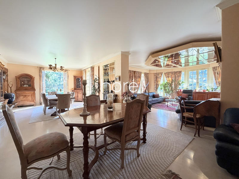 Villa - 460 m² - 14 pièces