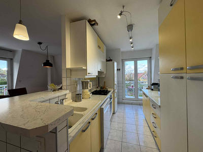 Appartement - 96 m² - 5 pièces