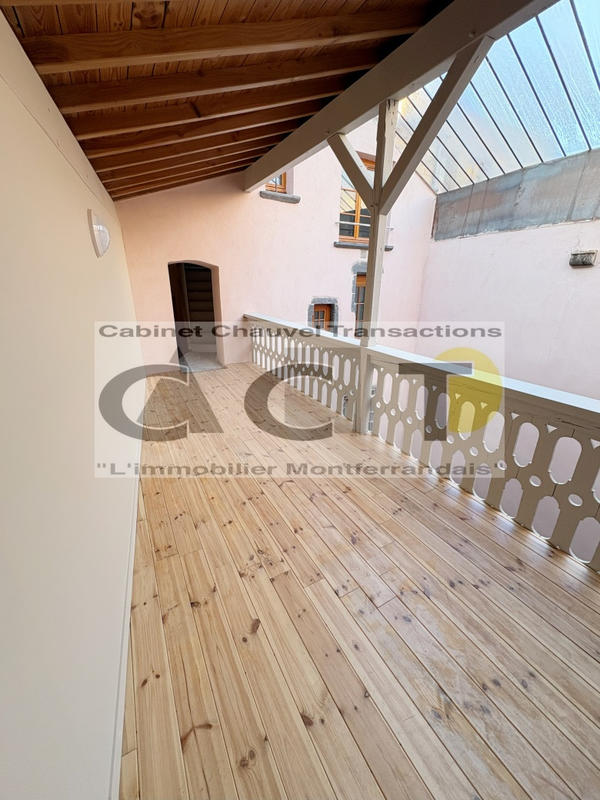 Duplex - 65 m² - 3 pièces