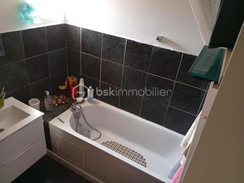 Maison de ville - 80 m² - 5 pièces