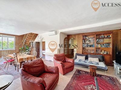 Maison - 178 m² - 6 pièces