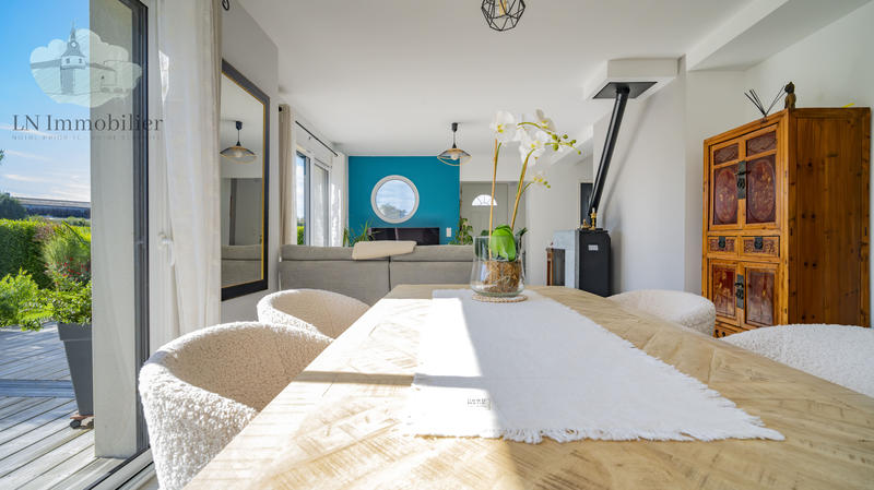 Maison - 101 m² - 6 pièces