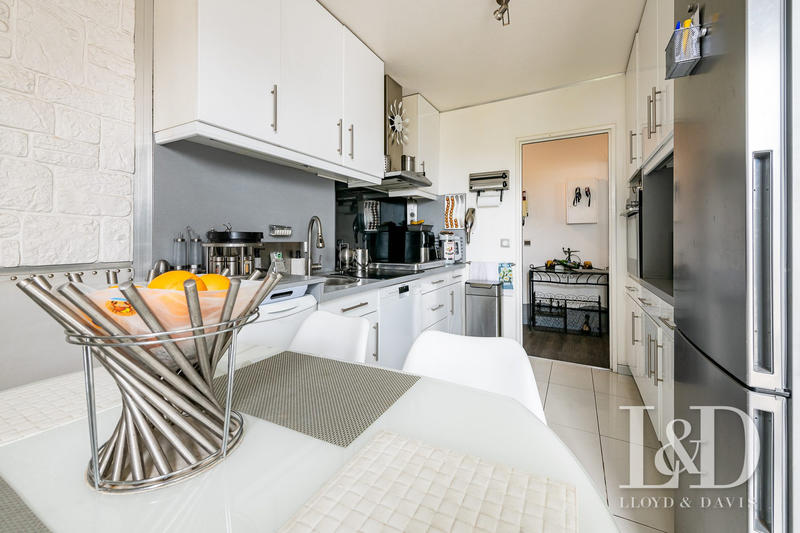 Appartement - 82 m² - 4 pièces