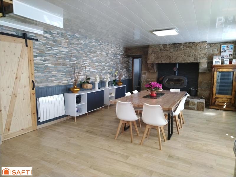 Maison - 128 m² - 7 pièces