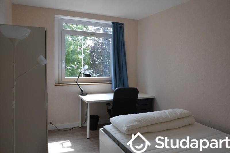 Chambre - 10 m² - 1 pièce