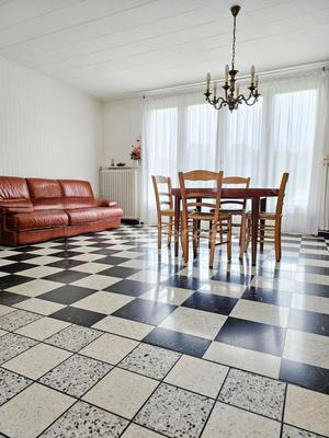 Pavillon - 100 m² - 5 pièces