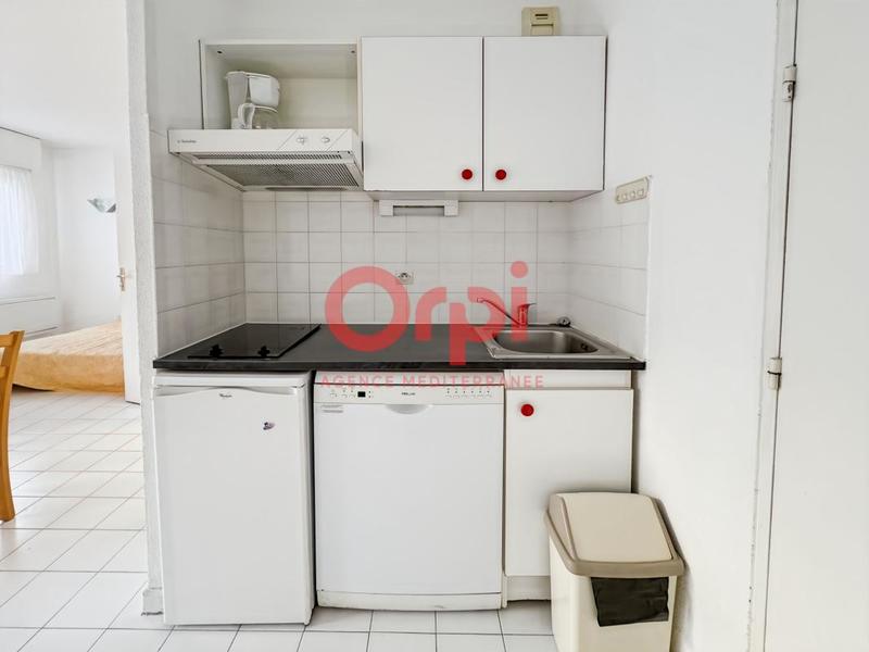 Studio - 25 m² - 1 pièce