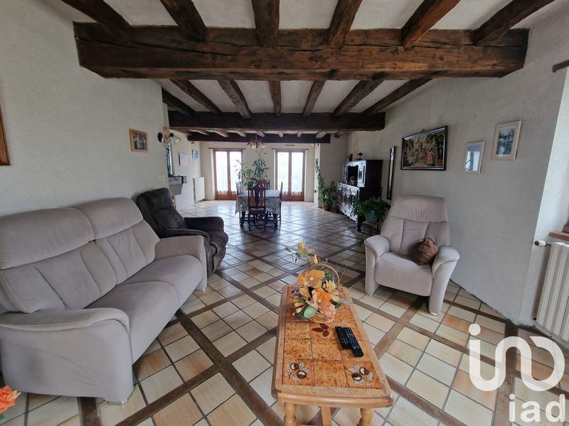 Maison - 189 m² - 8 pièces