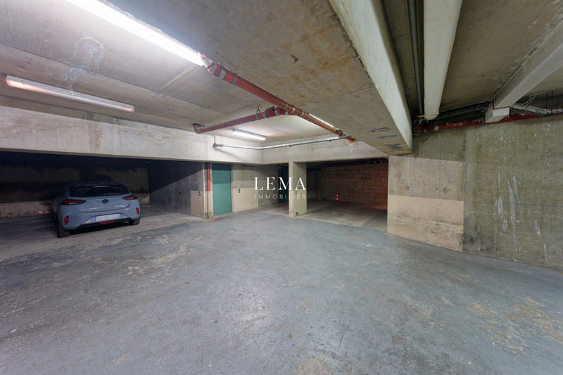 Parking / Garage - 15 m²