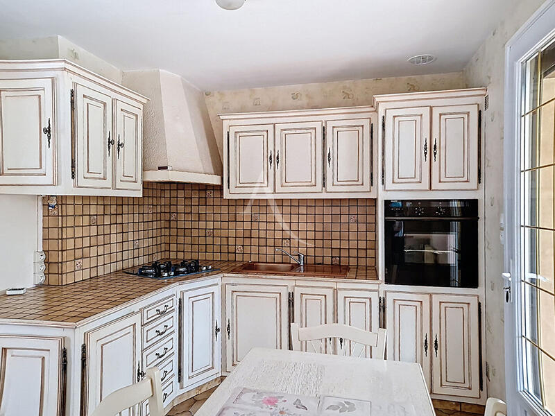 Maison - 111 m² - 5 pièces