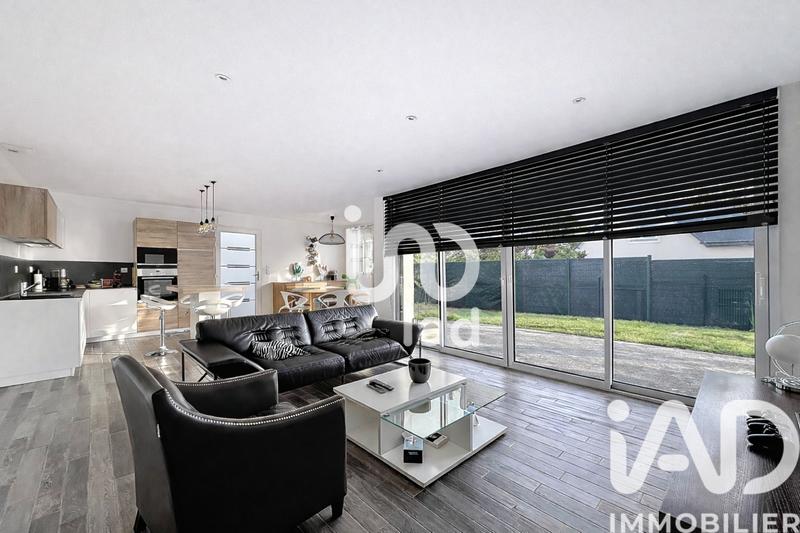 Maison - 100 m² - 5 pièces