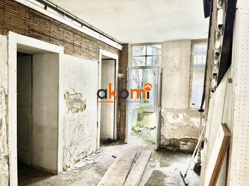 Maison - 217 m² - 10 pièces