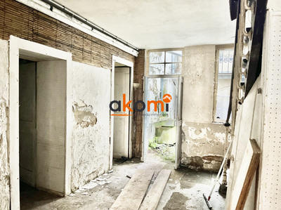 Maison - 217 m² - 10 pièces